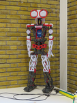 848913 Afbeelding van een met meccano gebouwde robot in het laboratorium (LAB) op de begane grond van Bibliotheek Neude ...